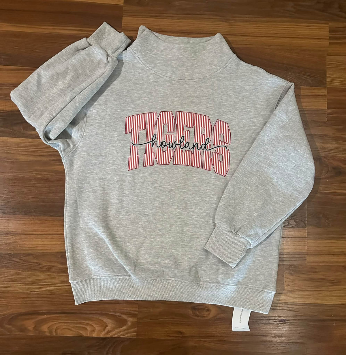 Howland Mock Neck 🐾